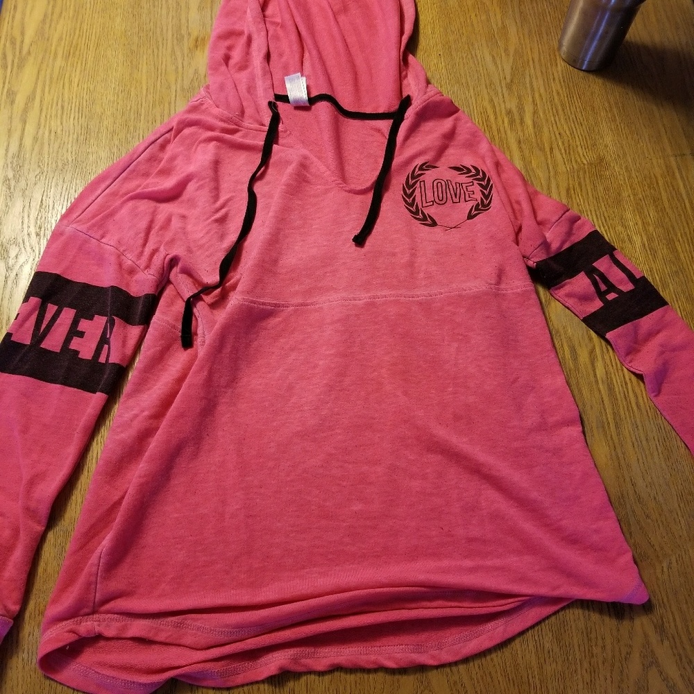 Woman's sweatshirt